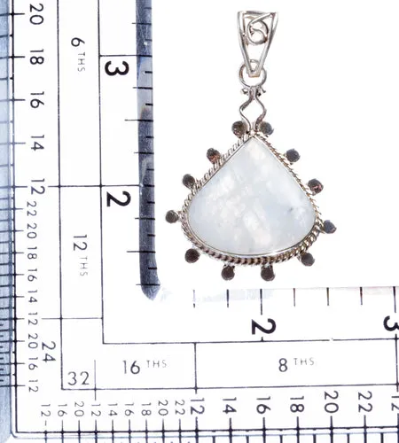 925 Sterling Silver Natural Gemstones Moonstone Pendant FJSVP2062