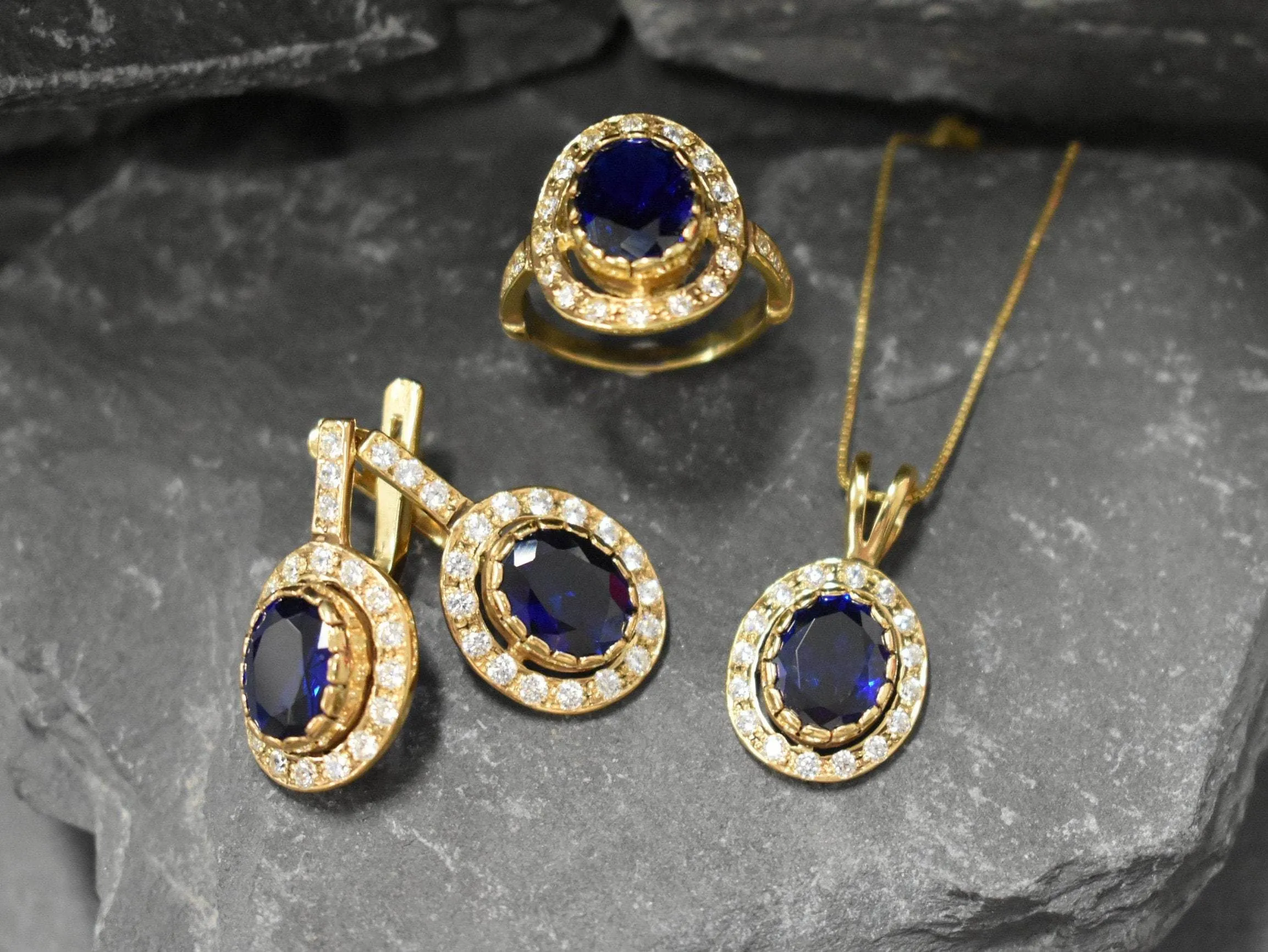 Halo Sapphire Gold Pendant - Vintage Blue Necklace, Blue Sapphire Pendant