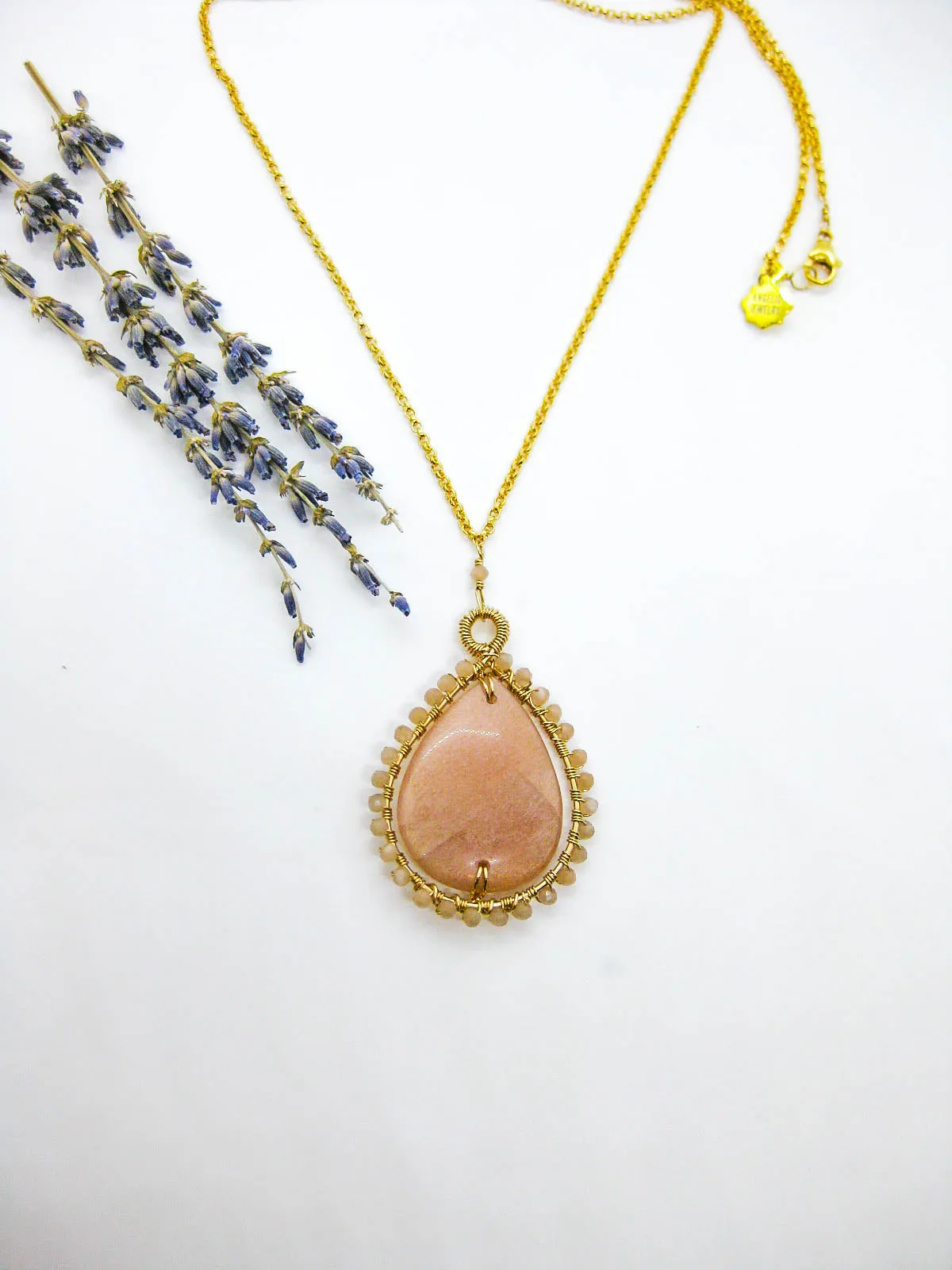 Peony: Peach Moonstone 22 Necklace - n605oak