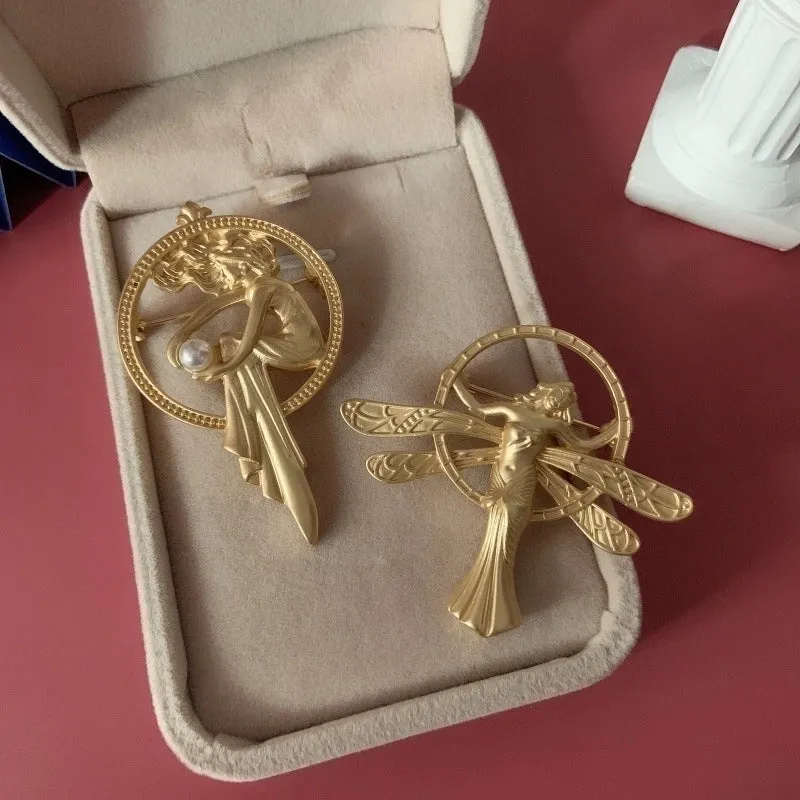 Retro Pin Cartoon Character Alloy Inlaid Gold Unisex Brooches