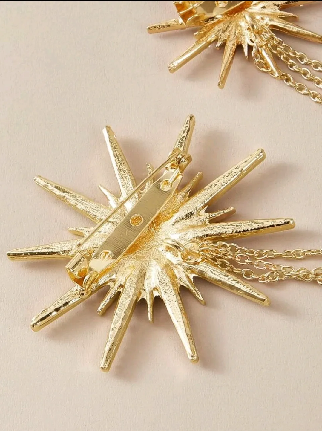 Rhinestone Decore Divergent Syar Chain Brooch