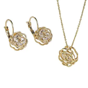 Rose Is A Rose Pendant And Chain 18kt Rose With 2ct CZ Bonus Free Earrings In White Yellow And Rose Gold Field