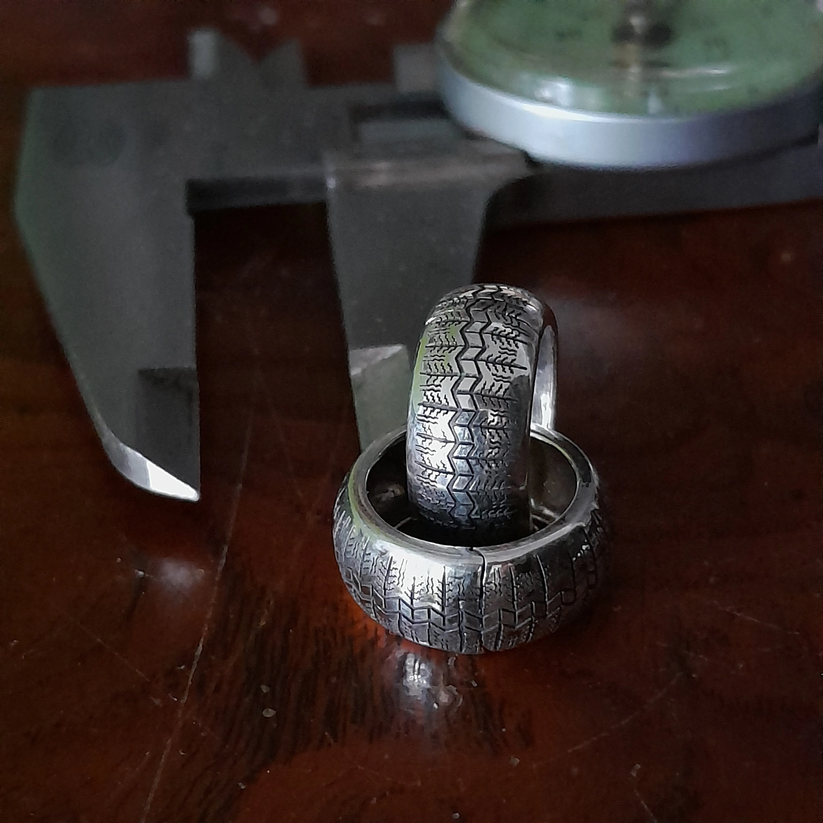 Tire ring earrings